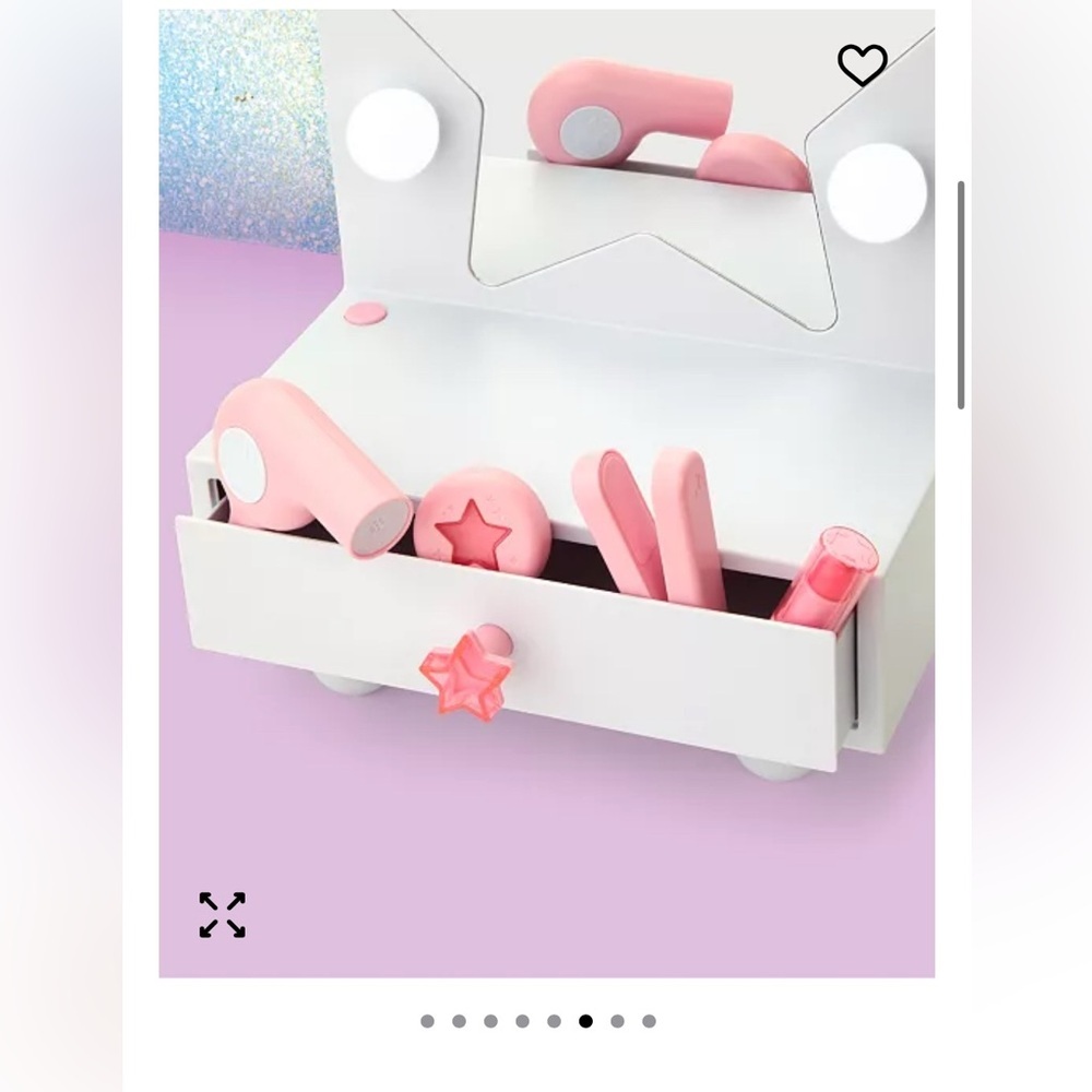 Starlight Glam Light-Up Vanity Playset — Pink - Picture 3 of 5